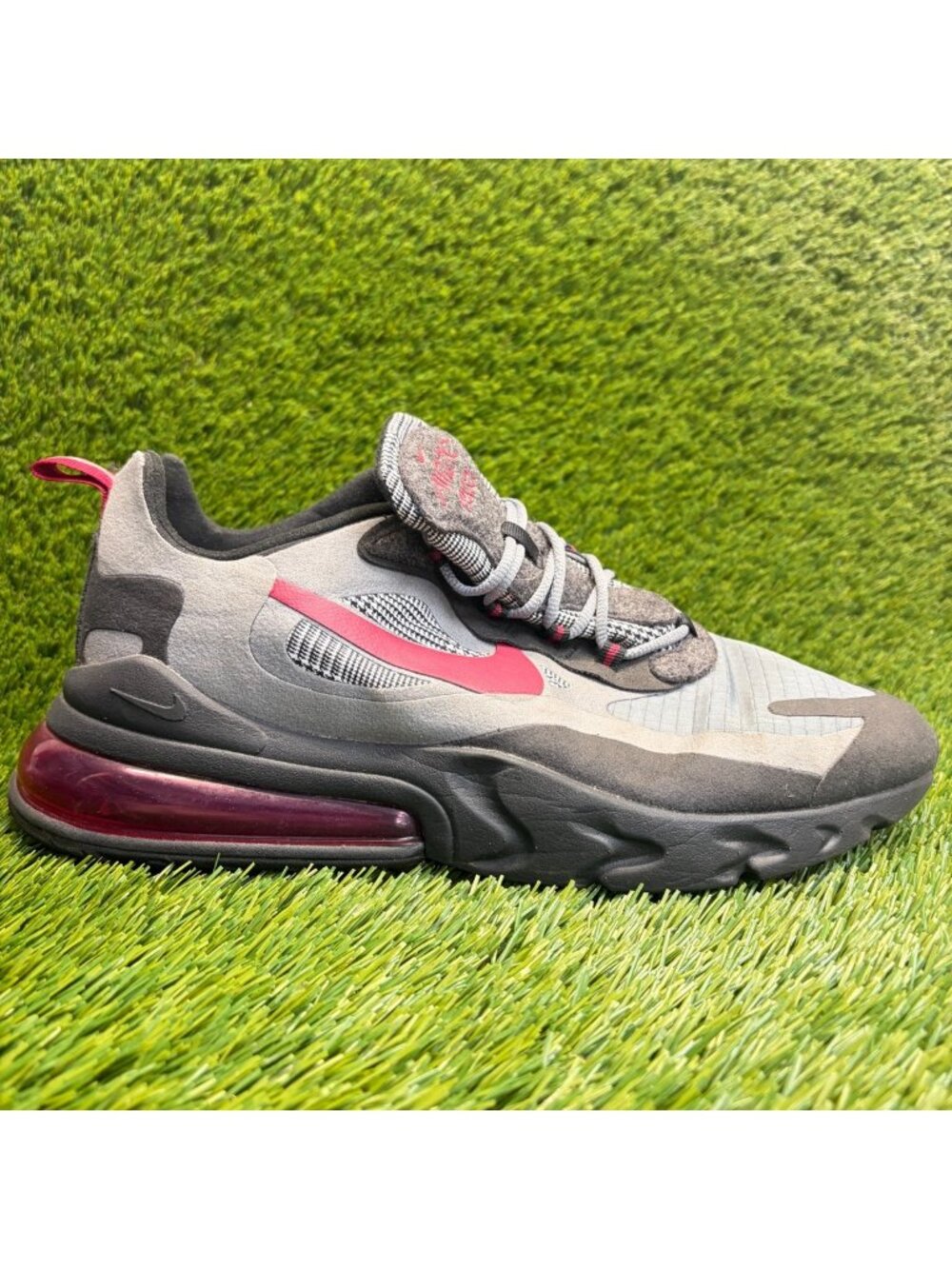 Nike Air Max 270 React Mens Size 11.5 Gray Black Athletic Running Shoes Sneakers